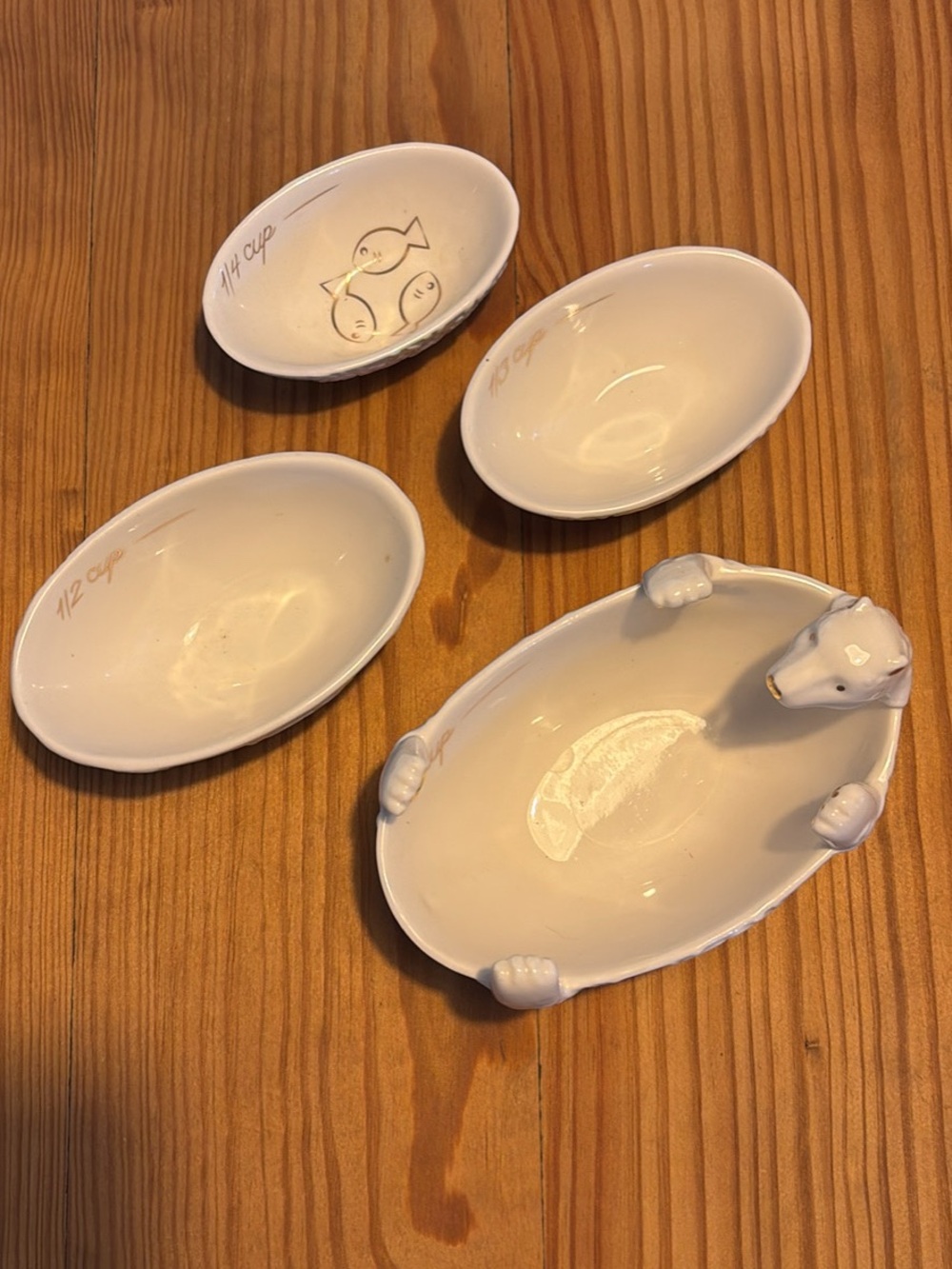 Anthropologie Bear measuring cups